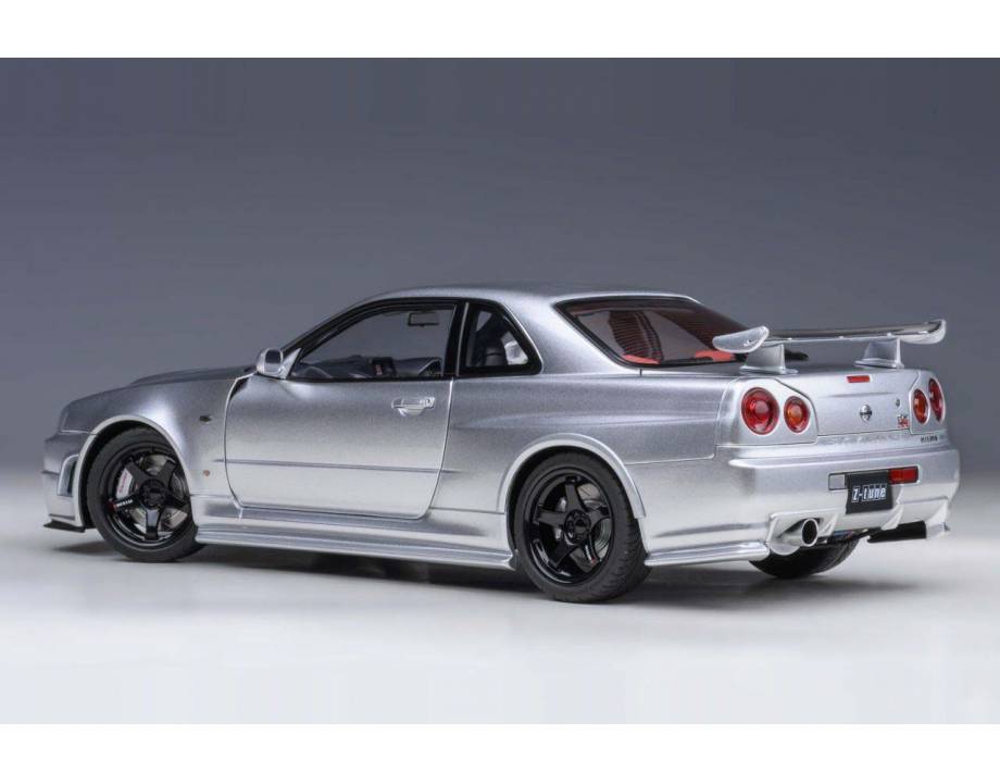 Nissan Skyline GT-R (R34)...