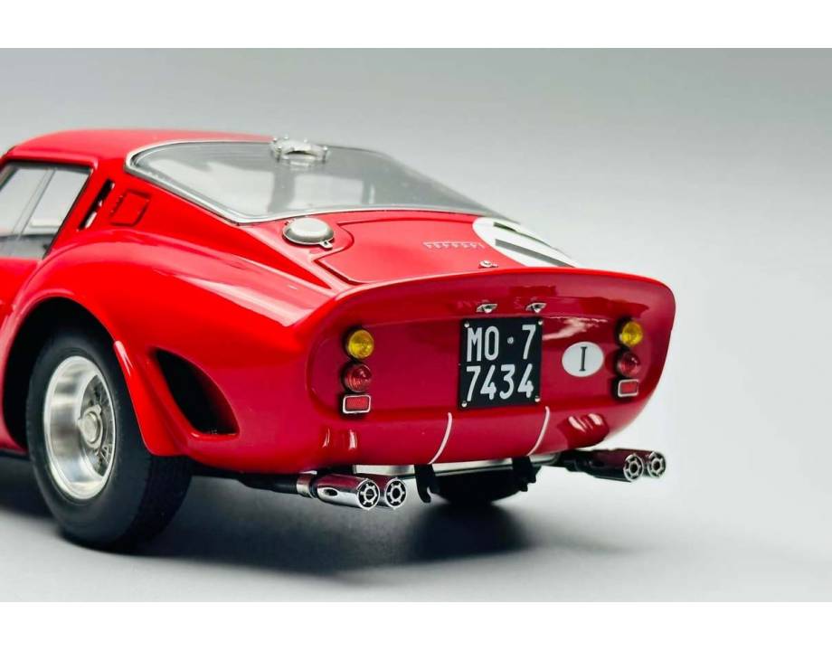 Ferrari 250 GTO #11 -...