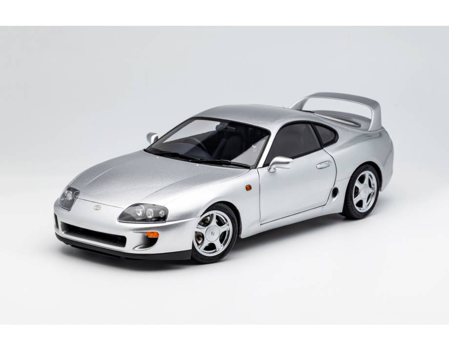Toyota Supra MKIV (A80)...