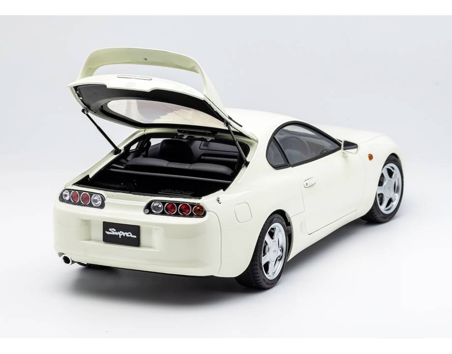 Toyota Supra MKIV (A80)...