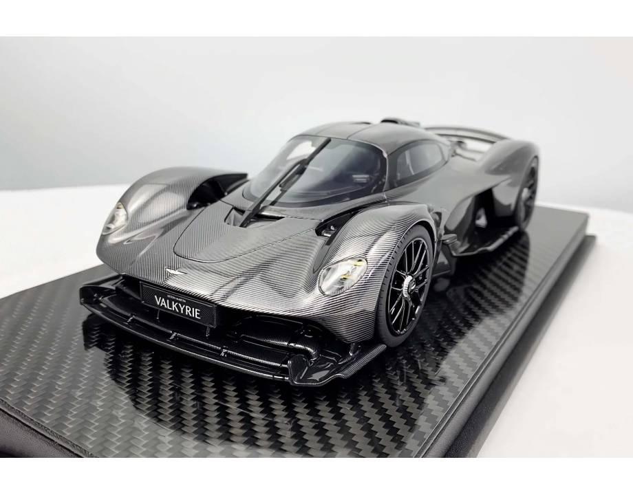 Aston Martin Valkyrie Carbon