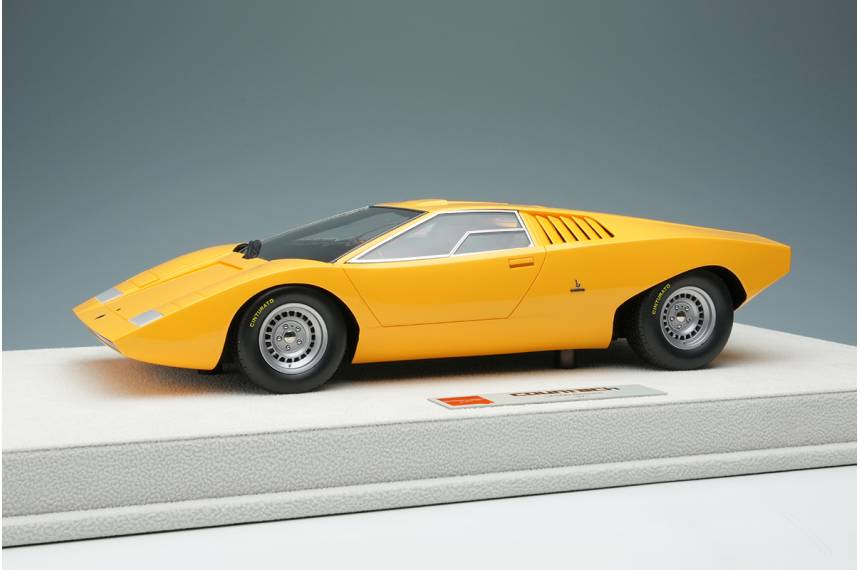 Lamborghini Countach LP500...