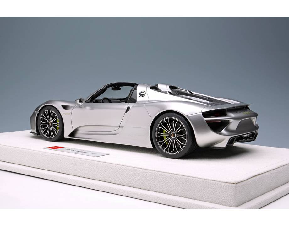 Porsche 918 Spyder GT Silver