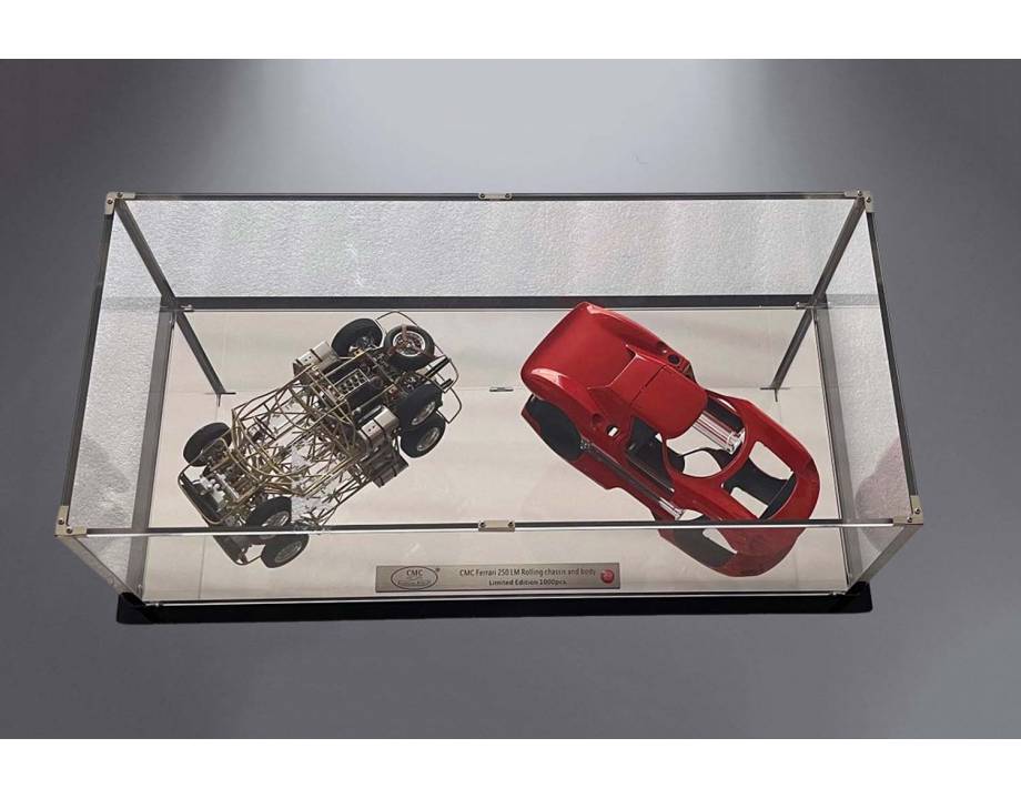 Ferrari 250 LM, Rolling...