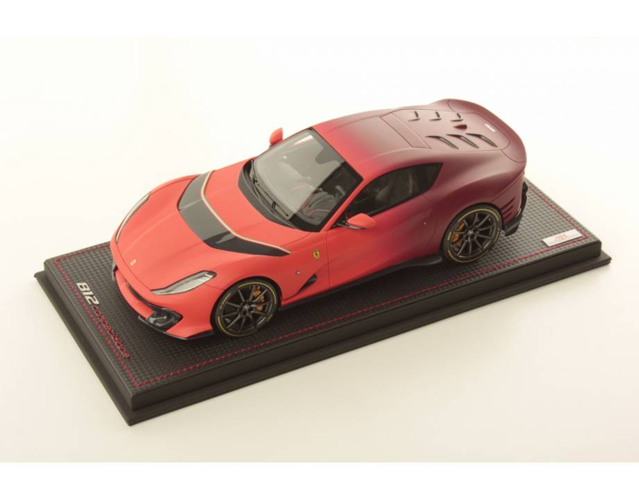 Ferrari 812 Competizione...