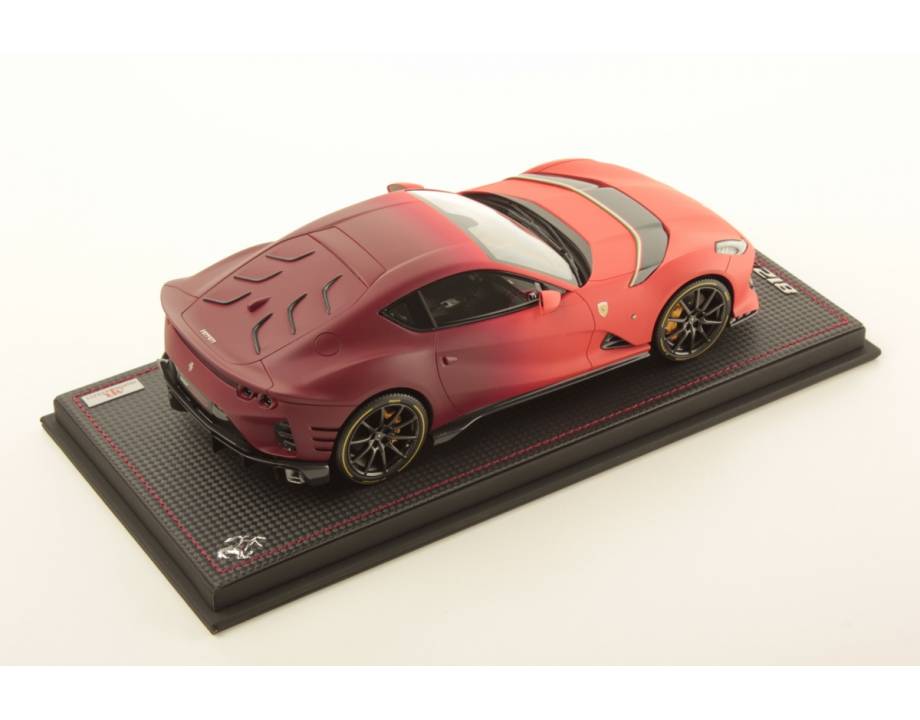 Ferrari 812 Competizione...