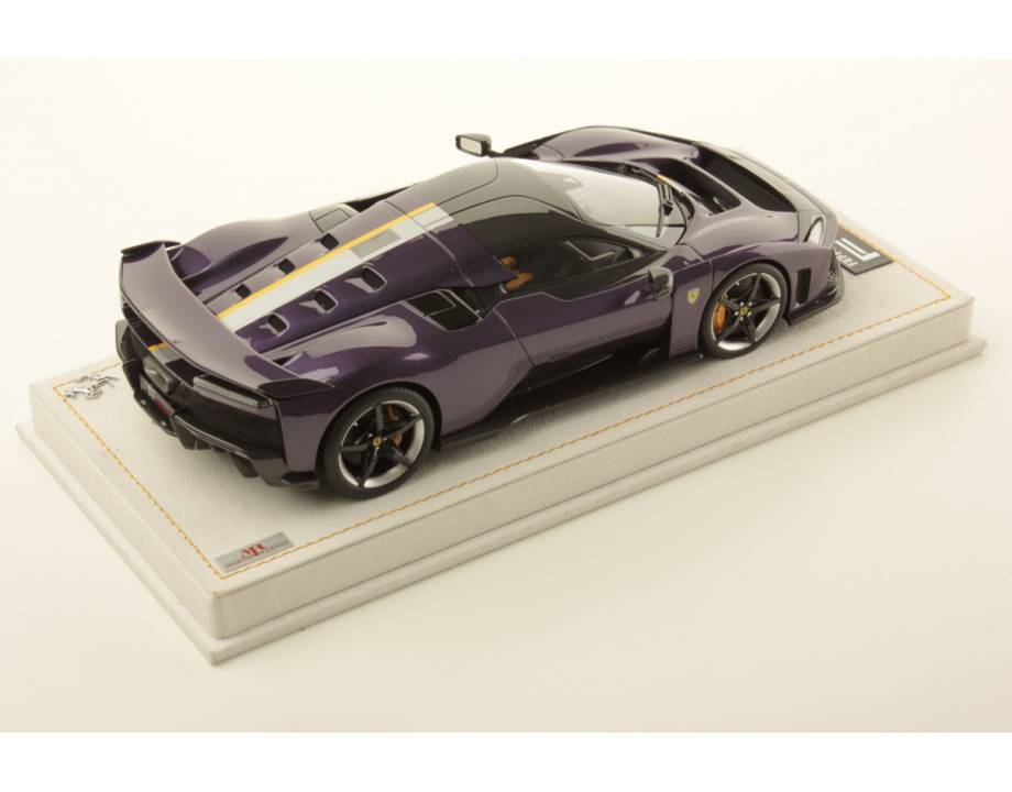 Ferrari F80 Viola Hong Kong...