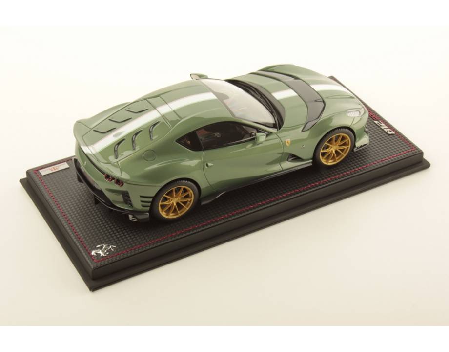 Ferrari 812 Competizione...