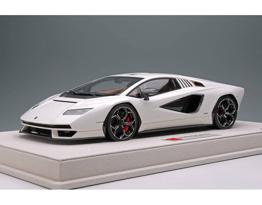 Lamborghini Countach LPI...