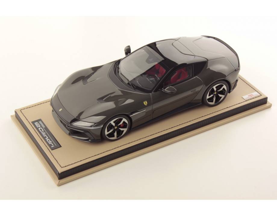 Ferrari 12 Cilindri Grigio...