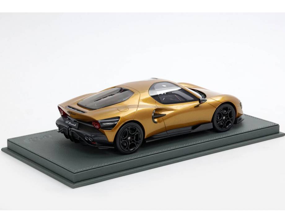 Alfa Romeo 33 Stradale Ocra