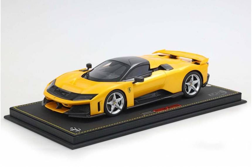 Ferrari F80 Three Layer...