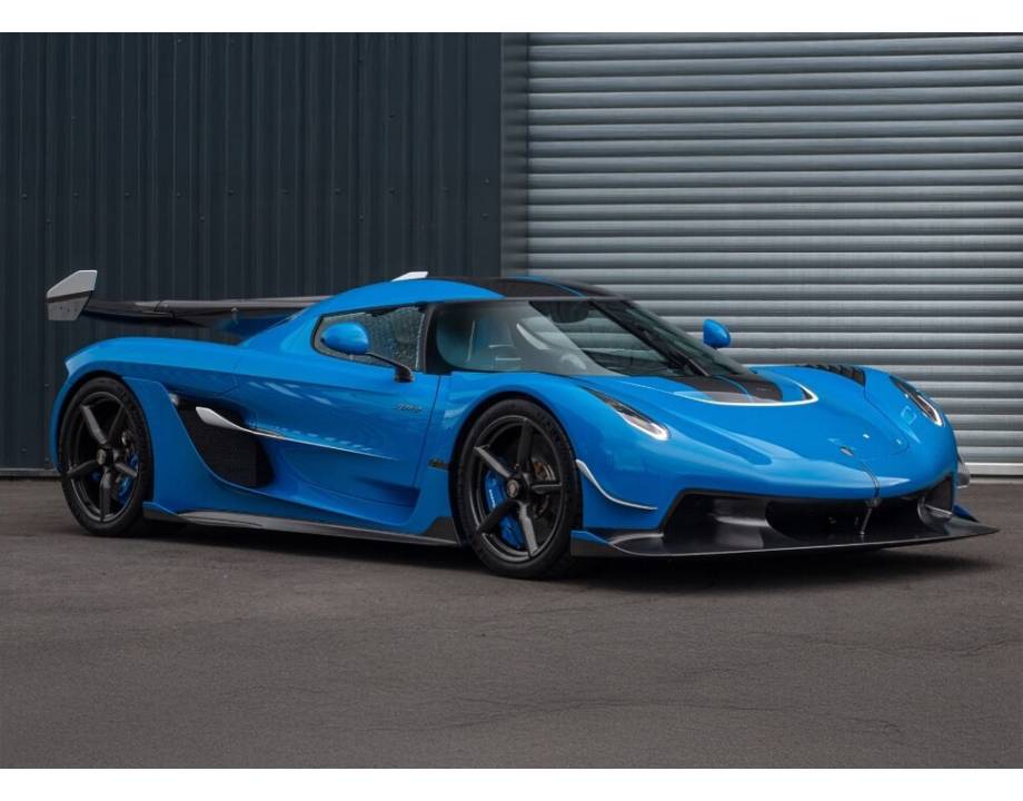 Koenigsegg Jesko Blue 2025