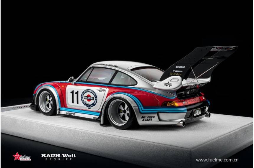 Porsche RWB 993 #11 Martini