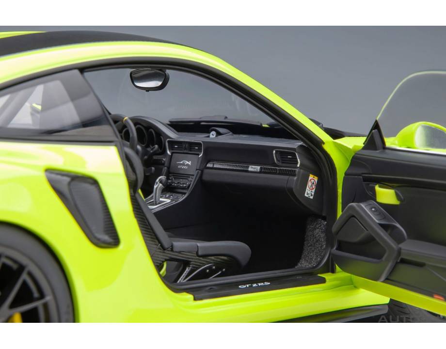 Porsche 911 (991.2) GT2 RS (Acid Green) 1/18 Minichamps 155068309